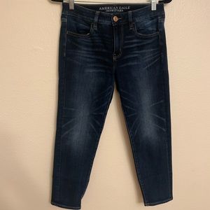 American Eagle women’s jegging crop jeans